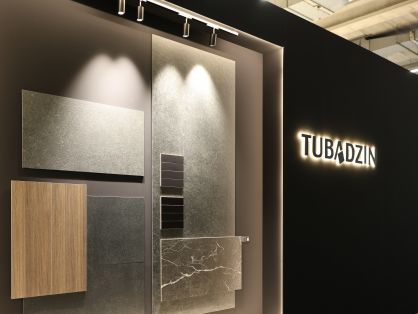 JG4A275 cersaie 2.jpg