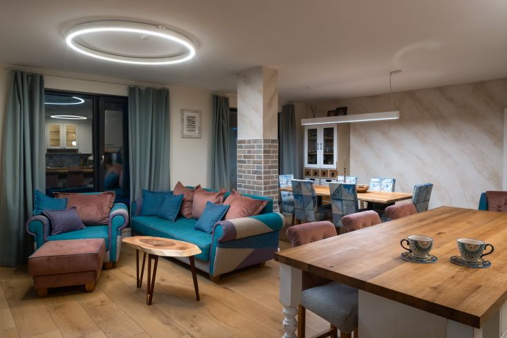 Casa Art interior june _25-2487-1.jpg